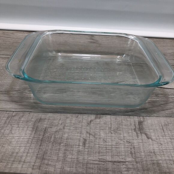 Pyrex Clear Square Baking Dish Casserole 8” X 8” Good Brownie Pan USA 🇺🇸 - Picture 1 of 7